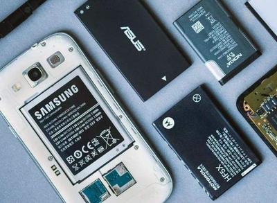 从可拆卸到一体化 手机电池不可拆卸背后的设计考量
